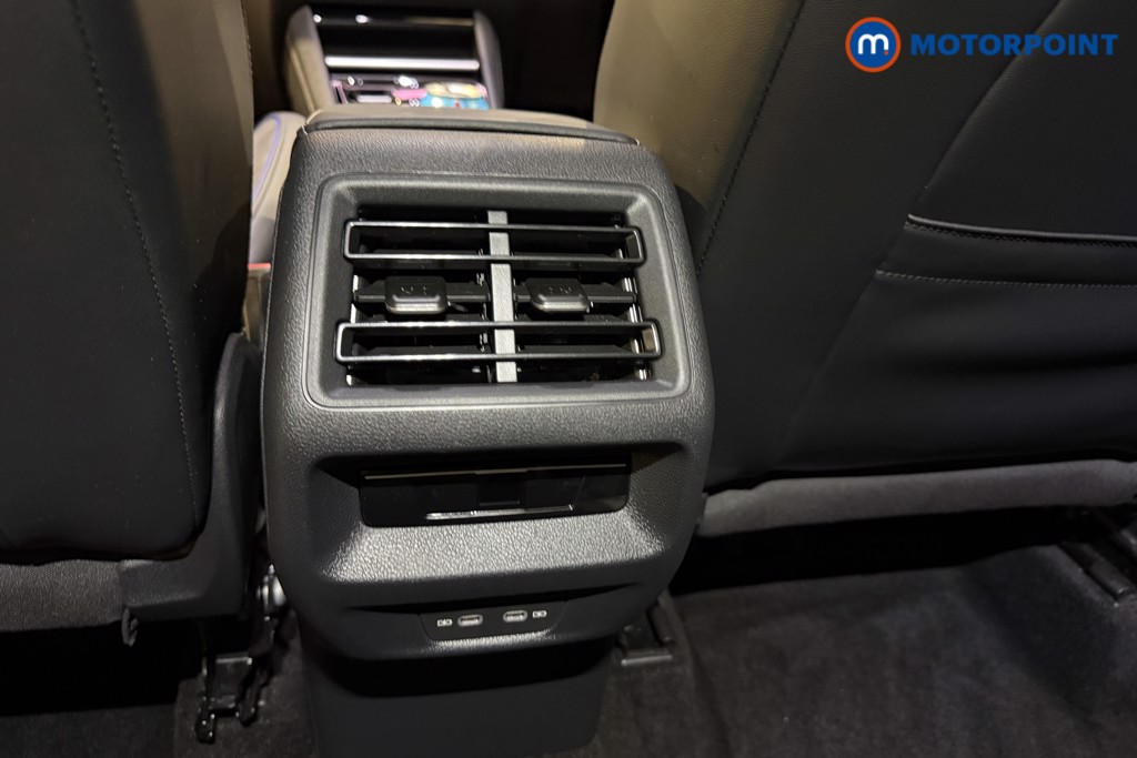 Volkswagen Tiguan R-Line Automatic Petrol SUV - Stock Number (1598484) - 25th supplementary image