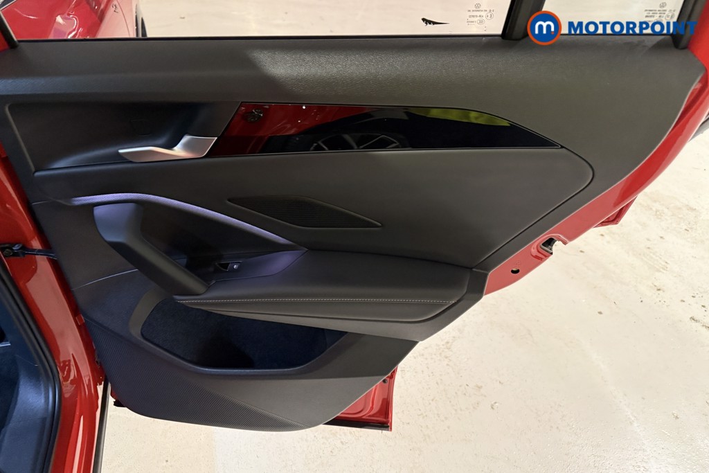 Volkswagen Tiguan R-Line Automatic Petrol SUV - Stock Number (1598484) - 29th supplementary image