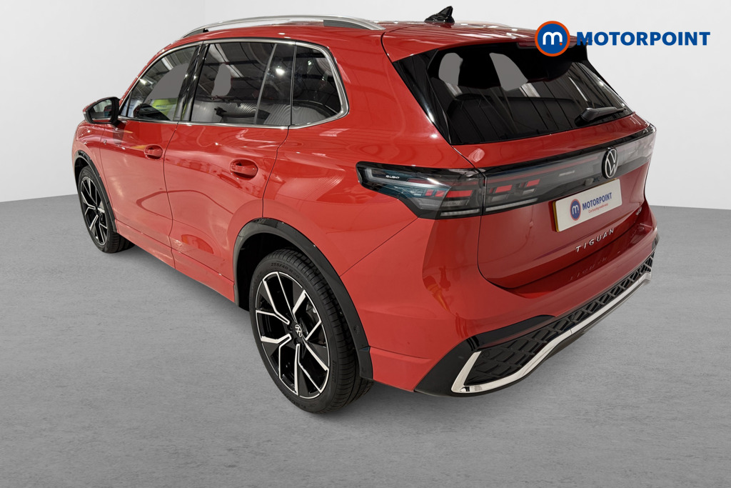 Volkswagen Tiguan R-Line Automatic Petrol SUV - Stock Number (1598484) - Passenger side rear corner