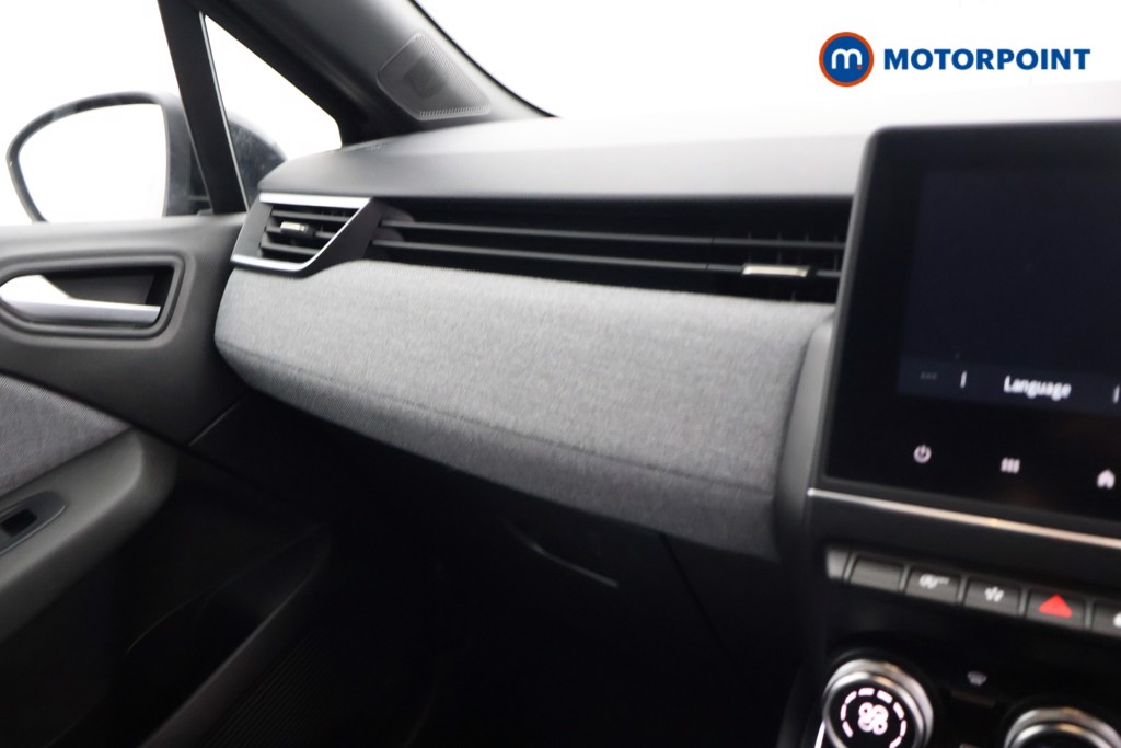 Renault Clio Techno Manual Petrol Hatchback - Stock Number (1598663) - 12th supplementary image