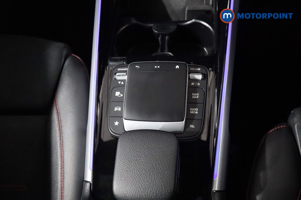 Mercedes-Benz GLB Amg Line Automatic Petrol SUV - Stock Number (1598711) - 17th supplementary image