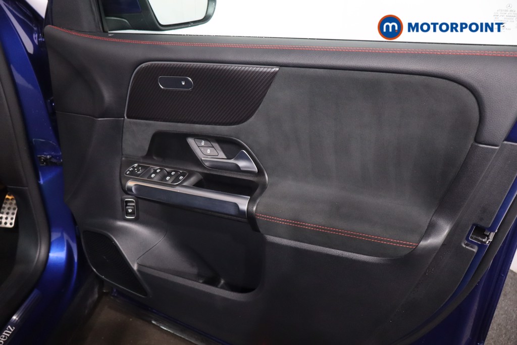 Mercedes-Benz GLB Amg Line Automatic Petrol SUV - Stock Number (1598711) - 24th supplementary image