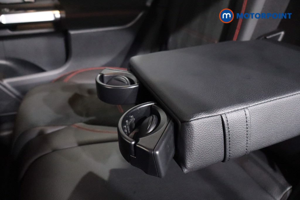 Mercedes-Benz GLB Amg Line Automatic Petrol SUV - Stock Number (1598711) - 27th supplementary image