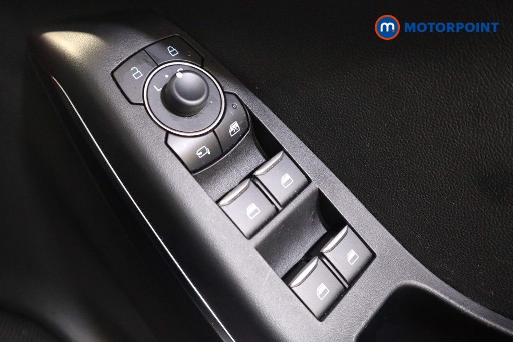 Ford Puma St-Line Vignale Automatic Petrol SUV - Stock Number (1598757) - 12th supplementary image