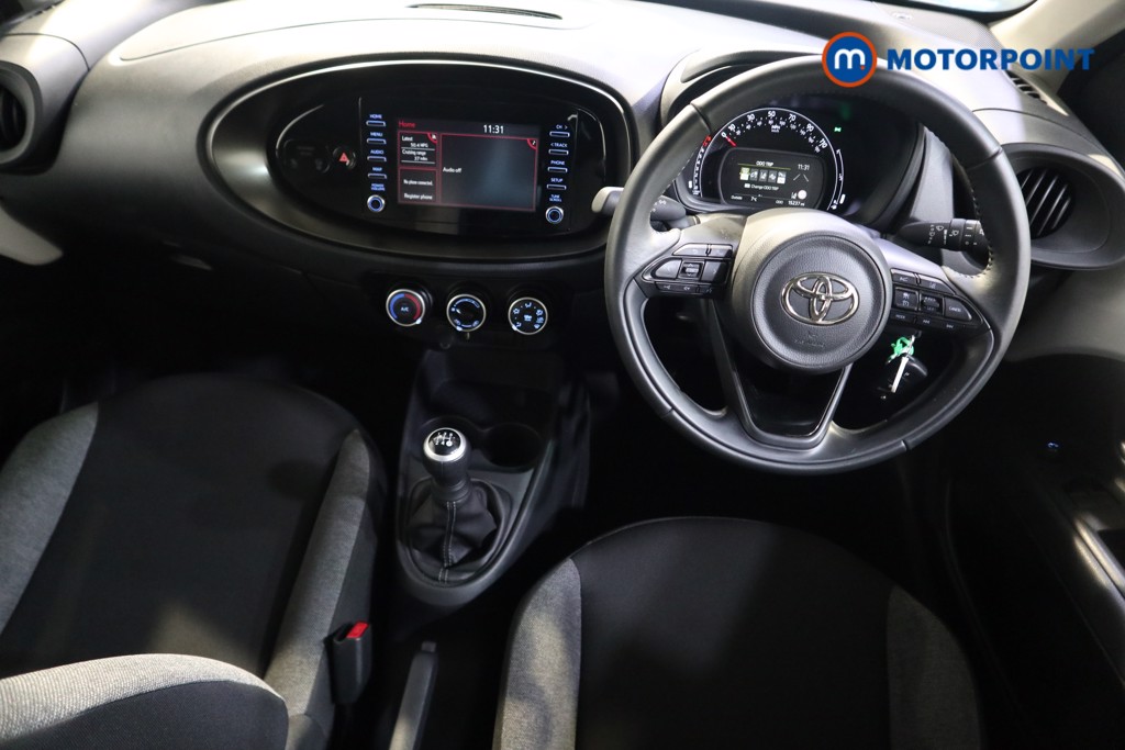 Toyota Aygo X Pure Manual Petrol Hatchback - Stock Number (1598874) - 1st supplementary image