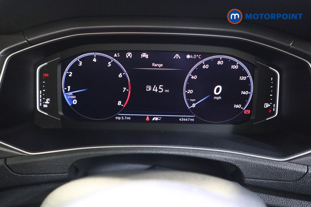 Volkswagen T-Roc R-Line Manual Petrol SUV - Stock Number (1599237) - 6th supplementary image