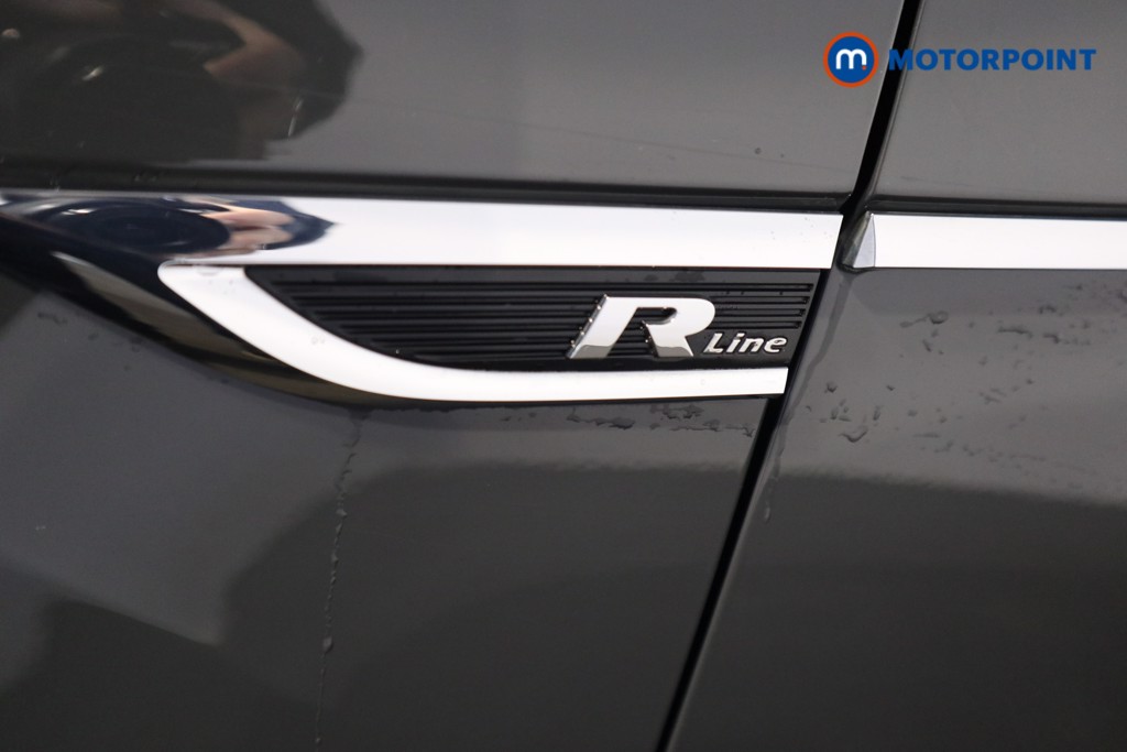 Volkswagen T-Roc R-Line Manual Petrol SUV - Stock Number (1599237) - 33rd supplementary image