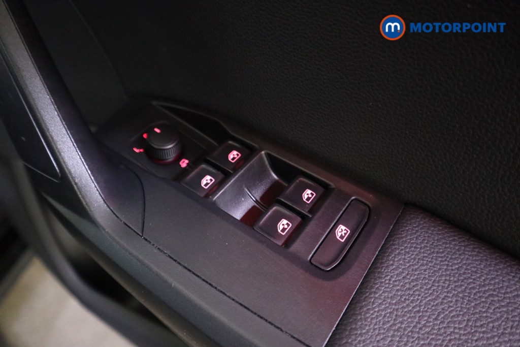 Seat Arona Fr Sport Automatic Petrol SUV - Stock Number (1599649) - 11th supplementary image