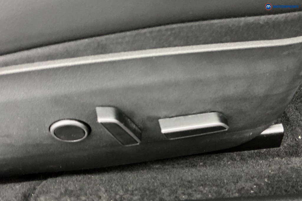 Tesla Model 3 Long Range Automatic Electric Saloon - Stock Number (1599653) - 20th supplementary image