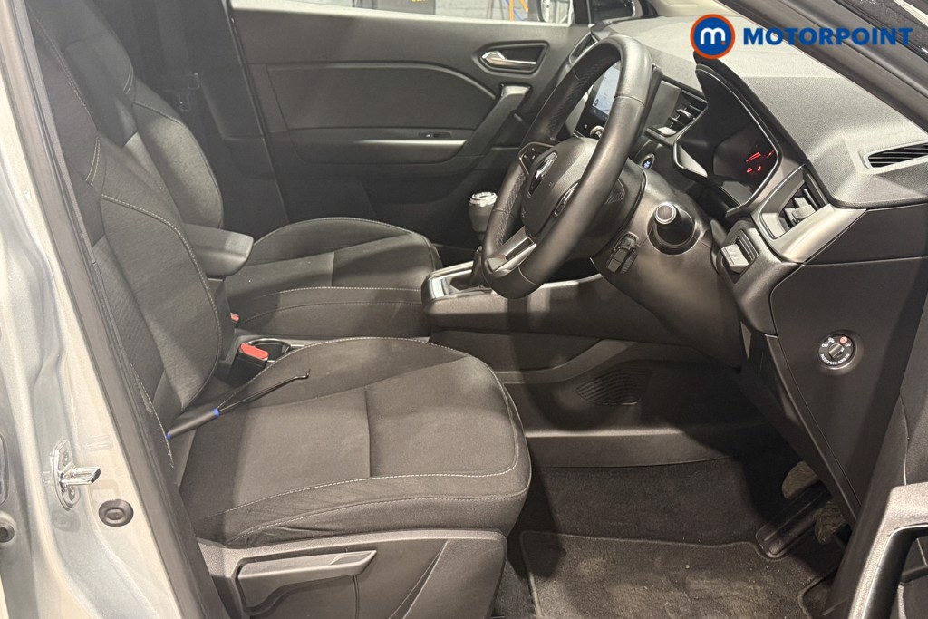 Renault Captur Iconic Manual Petrol SUV - Stock Number (1599963) - 2nd supplementary image