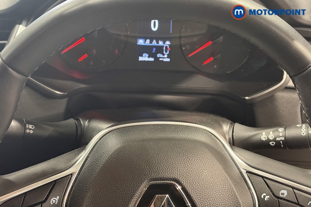 Renault Captur Iconic Manual Petrol SUV - Stock Number (1599963) - 7th supplementary image
