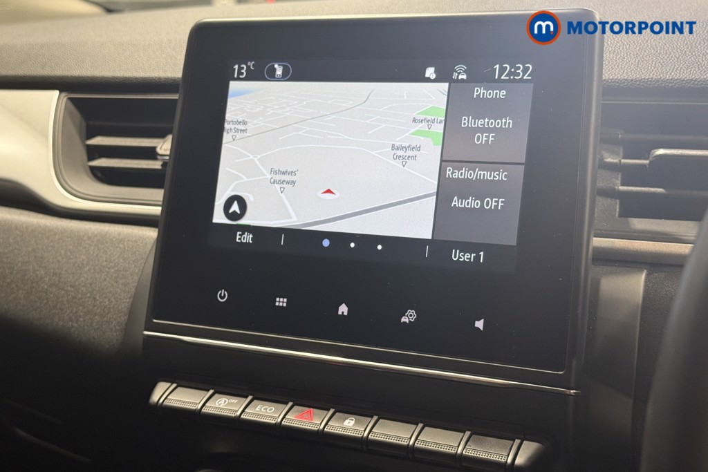 Renault Captur Iconic Manual Petrol SUV - Stock Number (1599963) - 8th supplementary image