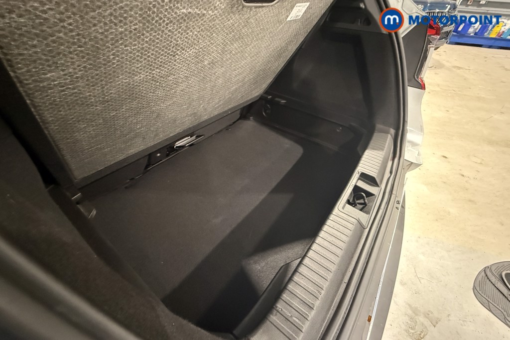 Renault Captur Iconic Manual Petrol SUV - Stock Number (1599963) - 26th supplementary image