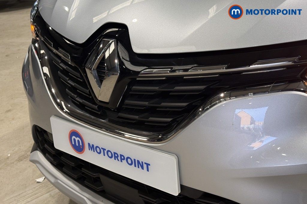Renault Captur Iconic Manual Petrol SUV - Stock Number (1599963) - 36th supplementary image