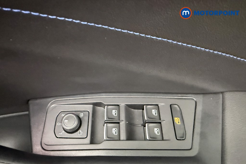 Volkswagen T-Roc R Automatic Petrol SUV - Stock Number (1600127) - 19th supplementary image