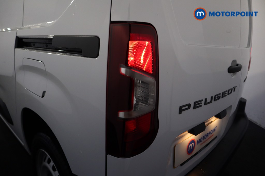 Peugeot Partner Professional Manual Diesel Panel Van - Stock Number (1600147) - 19th supplementary image