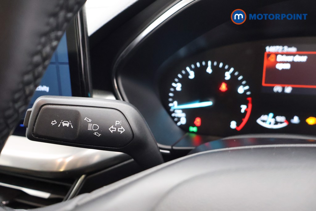 Ford Focus Titanium Manual Petrol Hatchback - Stock Number (1600639) - 5th supplementary image