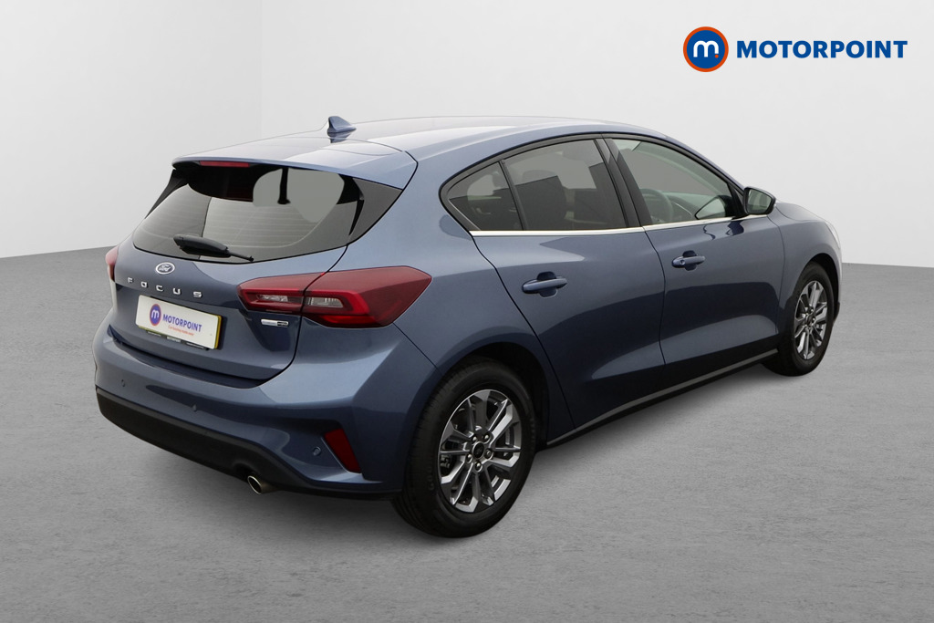 Ford Focus Titanium Manual Petrol Hatchback - Stock Number (1600639) - Drivers side rear corner