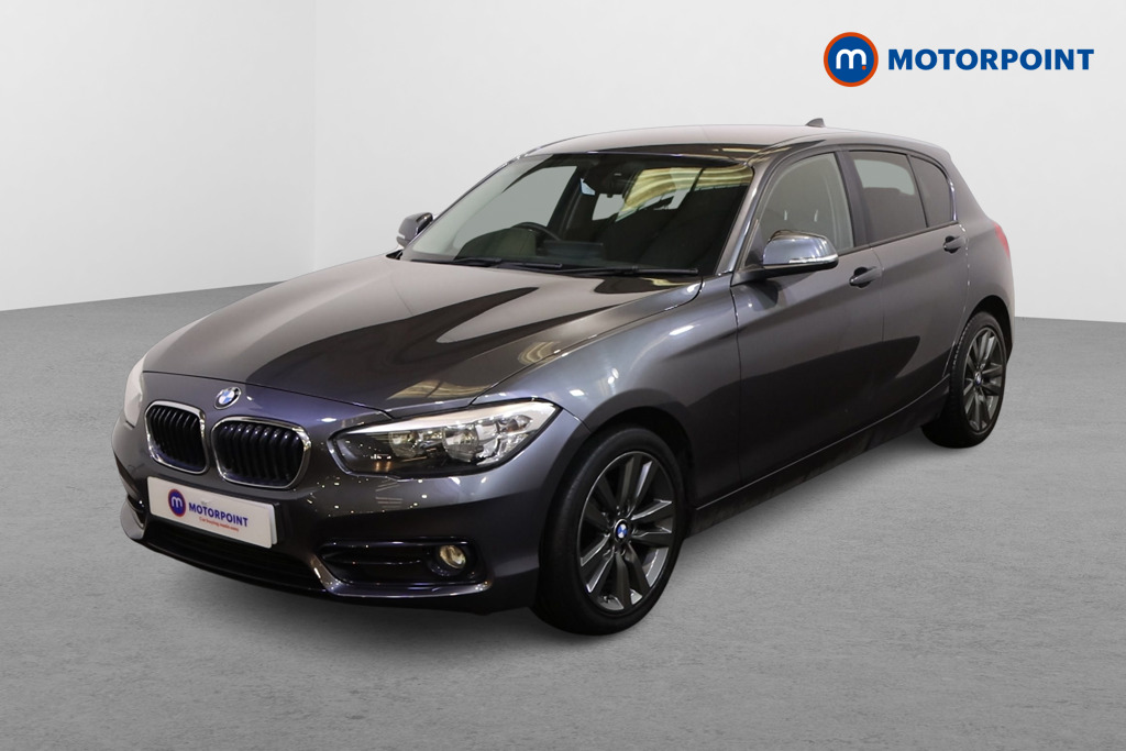 BMW 1 Series Sport Manual Petrol Hatchback - Stock Number (1600656) - Passenger side front corner