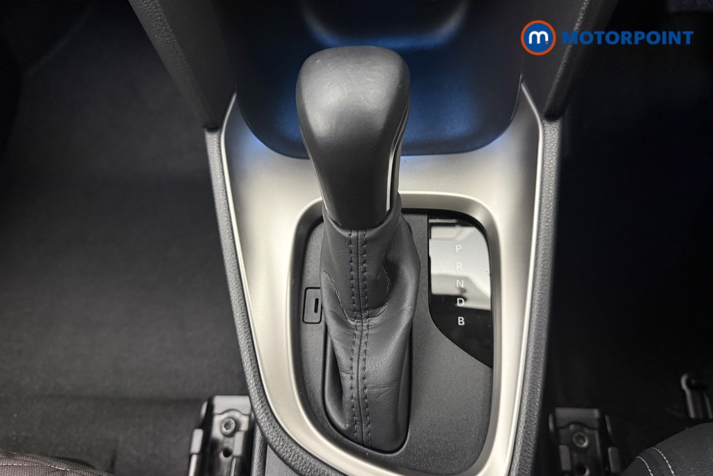 Toyota Yaris Cross Excel Automatic Petrol-Electric Hybrid Estate - Stock Number (1600680) - 7th supplementary image