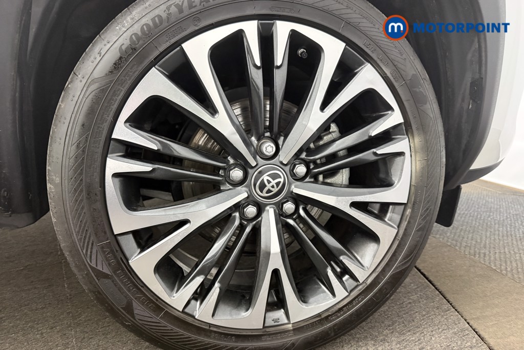 Toyota Yaris Cross Excel Automatic Petrol-Electric Hybrid Estate - Stock Number (1600680) - 11th supplementary image