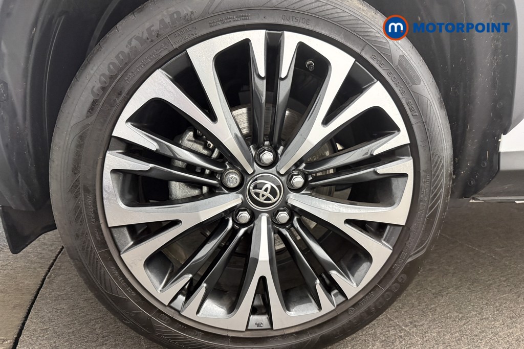 Toyota Yaris Cross Excel Automatic Petrol-Electric Hybrid Estate - Stock Number (1600680) - 12th supplementary image