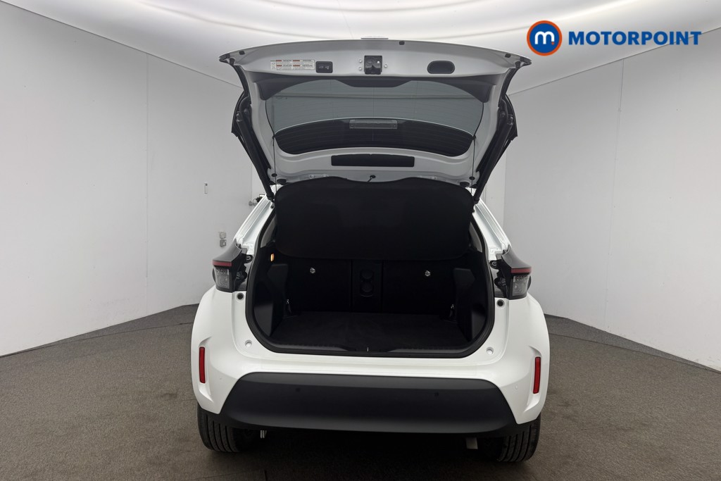 Toyota Yaris Cross Excel Automatic Petrol-Electric Hybrid Estate - Stock Number (1600680) - 20th supplementary image