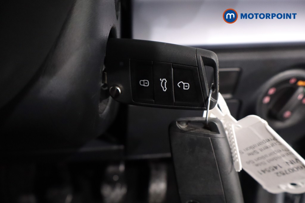 Seat Arona FR Manual Petrol SUV - Stock Number (1600752) - 17th supplementary image