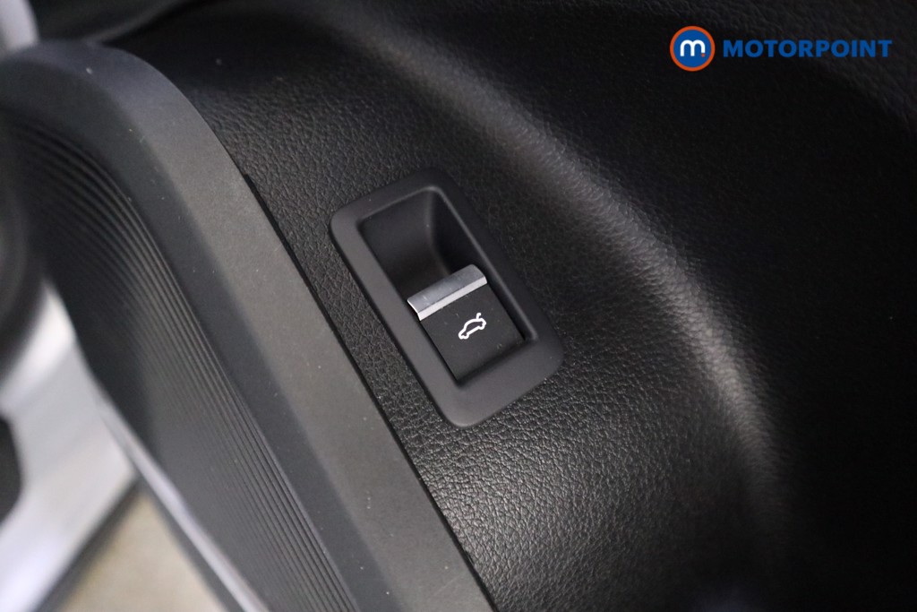 Audi Q5 Black Edition Automatic Diesel SUV - Stock Number (1600951) - 12th supplementary image