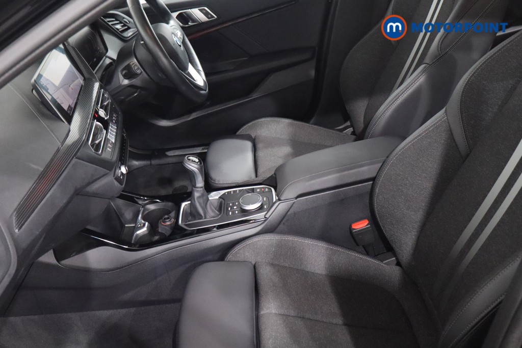 BMW 1 Series Sport Manual Petrol Hatchback - Stock Number (1600959) - 4th supplementary image