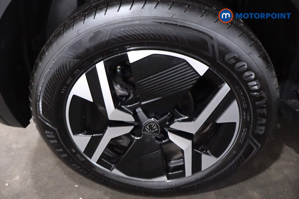 Peugeot 2008 Allure Manual Petrol SUV - Stock Number (1601022) - 9th supplementary image