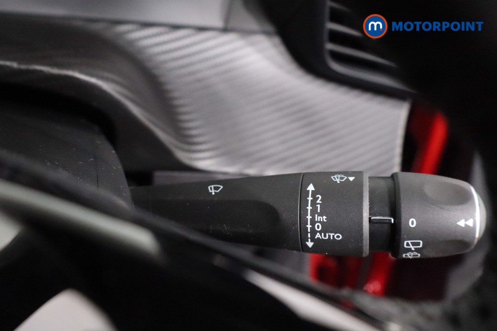 Peugeot 2008 Allure Manual Petrol SUV - Stock Number (1601022) - 17th supplementary image