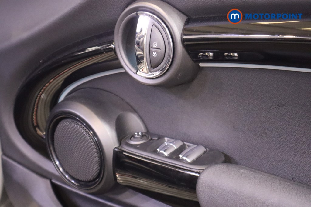 Mini Convertible Cooper Sport Automatic Petrol Convertible - Stock Number (1601124) - 12th supplementary image