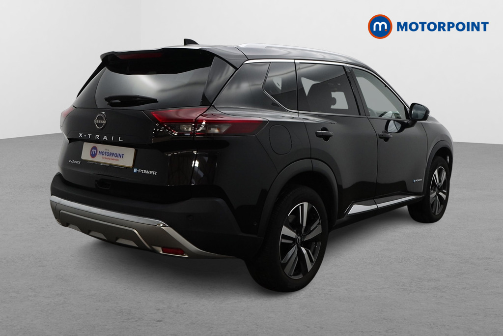 Nissan X-Trail Tekna Automatic Petrol-Electric Hybrid SUV - Stock Number (1601144) - Drivers side rear corner
