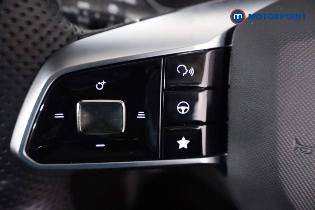 Mg Motor Uk ZS Trophy Automatic Petrol-Electric Hybrid SUV - Stock Number (1601289) - 7th supplementary image