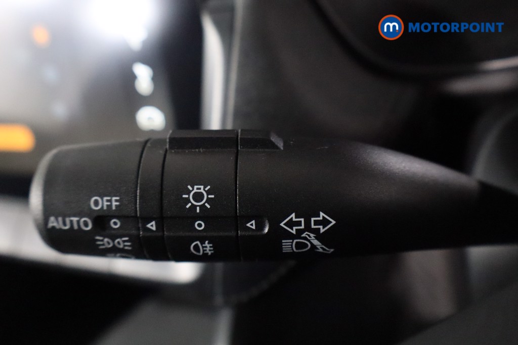 Mg Motor Uk ZS Trophy Automatic Petrol-Electric Hybrid SUV - Stock Number (1601289) - 14th supplementary image