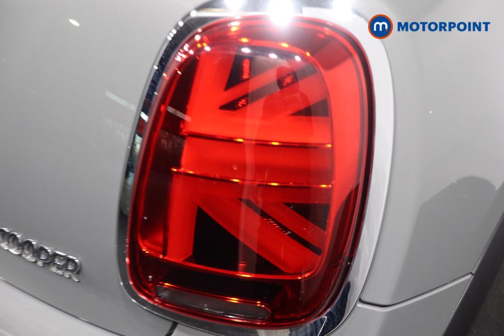 Mini Hatchback Cooper Classic Automatic Petrol Hatchback - Stock Number (1601476) - 4th supplementary image