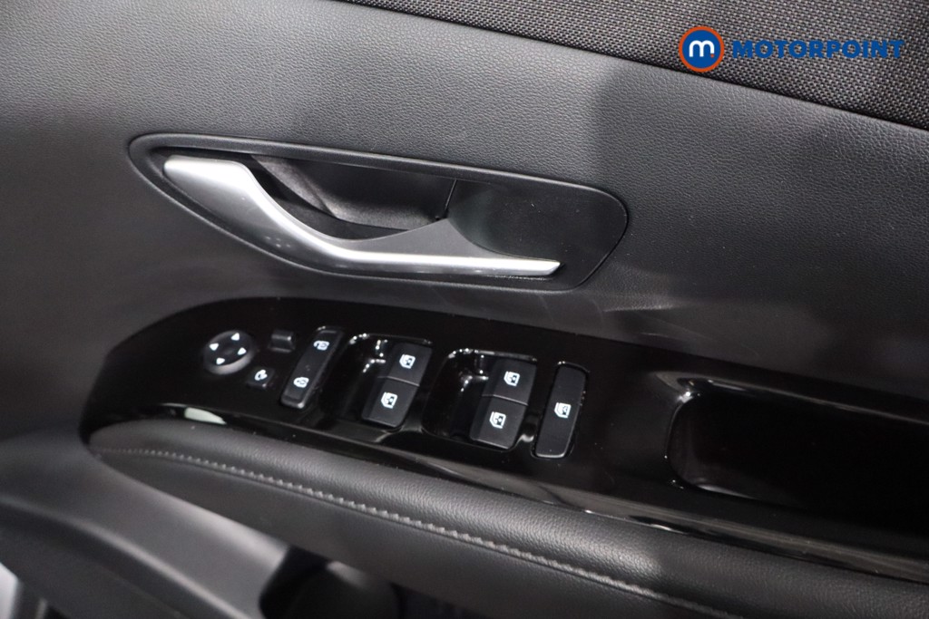 Hyundai Tucson Ultimate Manual Petrol SUV - Stock Number (1601610) - 24th supplementary image