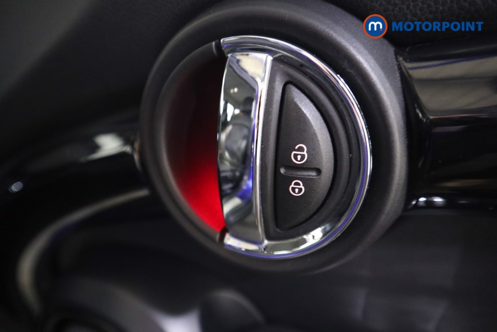 Mini Hatchback Cooper S Classic Automatic Petrol Hatchback - Stock Number (1601687) - 12th supplementary image