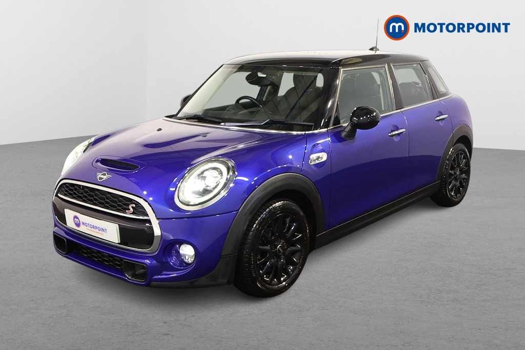 Mini Hatchback Cooper S Classic Automatic Petrol Hatchback - Stock Number (1601687) - Passenger side front corner
