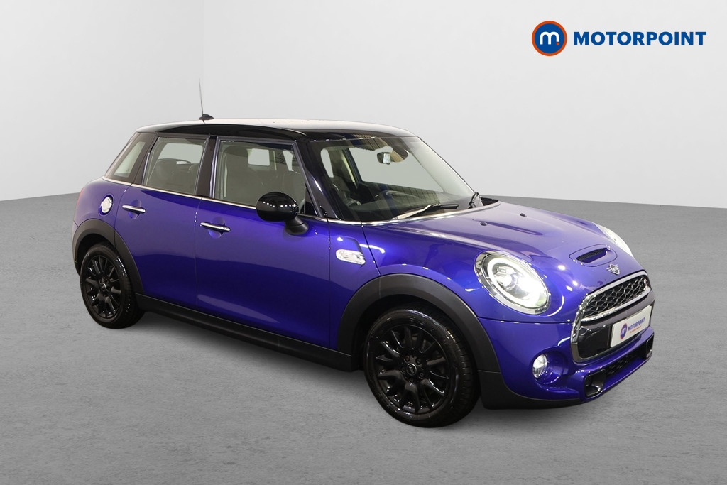 Mini Hatchback Cooper S Classic Automatic Petrol Hatchback - Stock Number (1601687) - Drivers side front corner