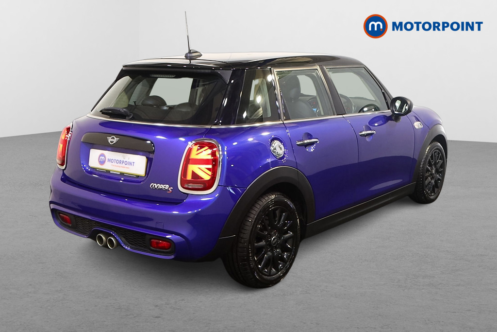 Mini Hatchback Cooper S Classic Automatic Petrol Hatchback - Stock Number (1601687) - Drivers side rear corner