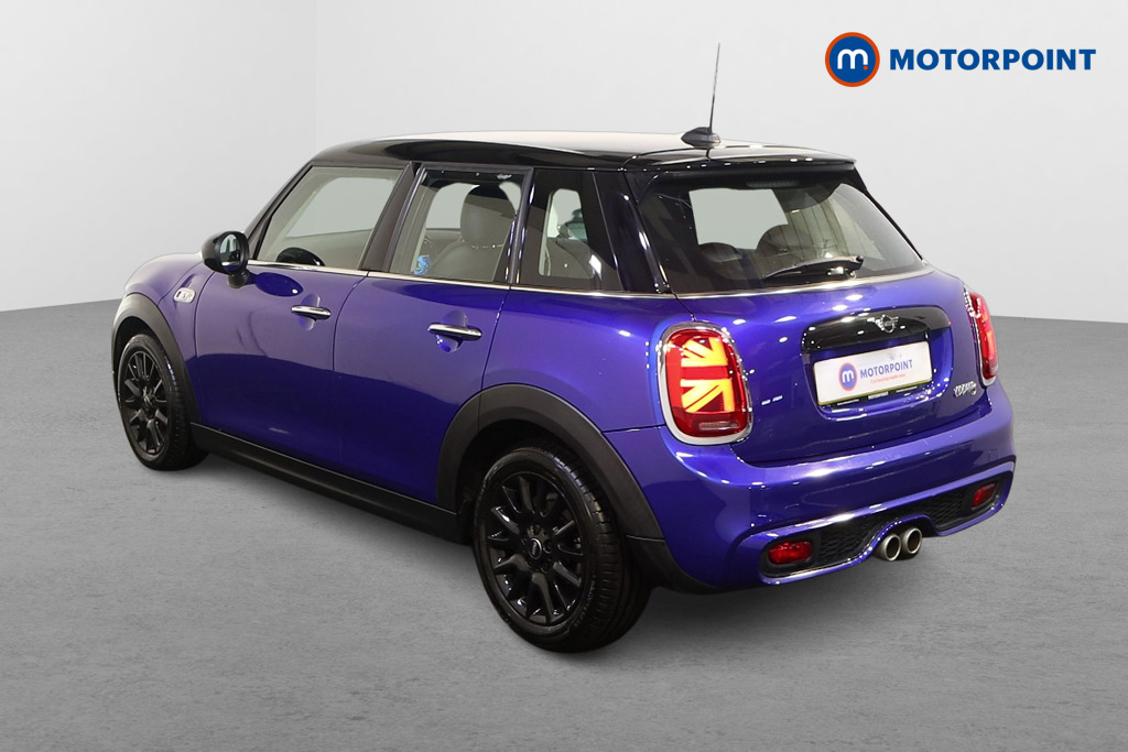 Mini Hatchback Cooper S Classic Automatic Petrol Hatchback - Stock Number (1601687) - Passenger side rear corner