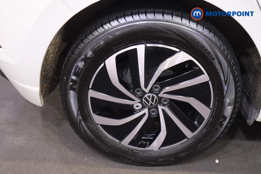 Volkswagen Polo Life Manual Petrol Hatchback - Stock Number (1601715) - 12th supplementary image