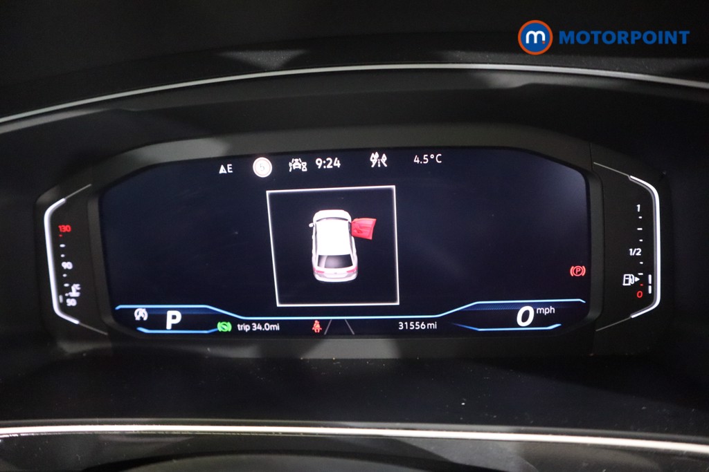 Volkswagen Tiguan R-Line Automatic Petrol SUV - Stock Number (1601811) - 4th supplementary image