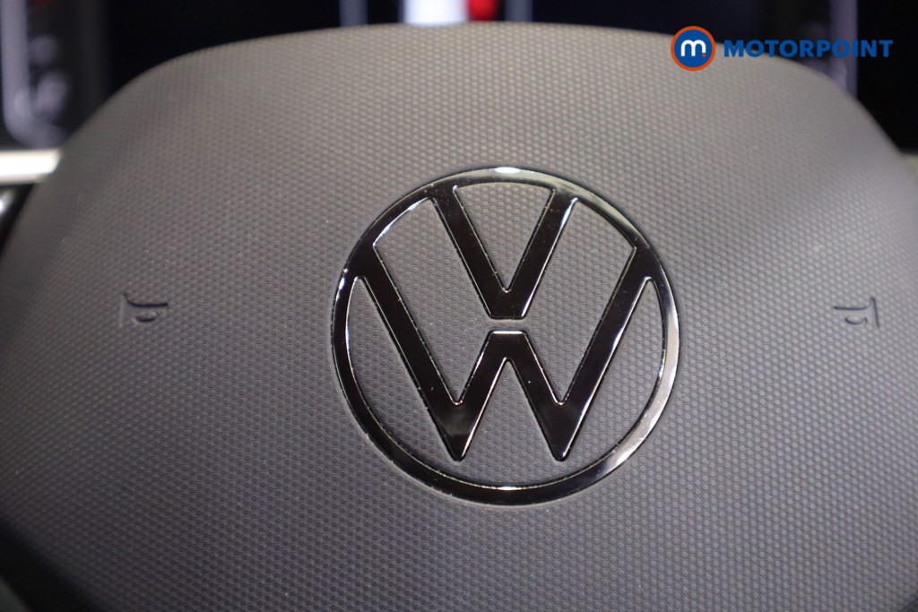 Volkswagen Tiguan R-Line Automatic Petrol SUV - Stock Number (1601811) - 18th supplementary image