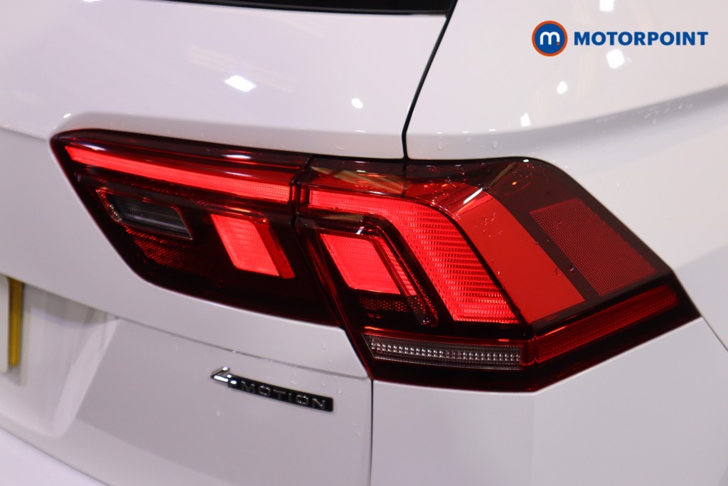 Volkswagen Tiguan R-Line Automatic Petrol SUV - Stock Number (1601811) - 27th supplementary image