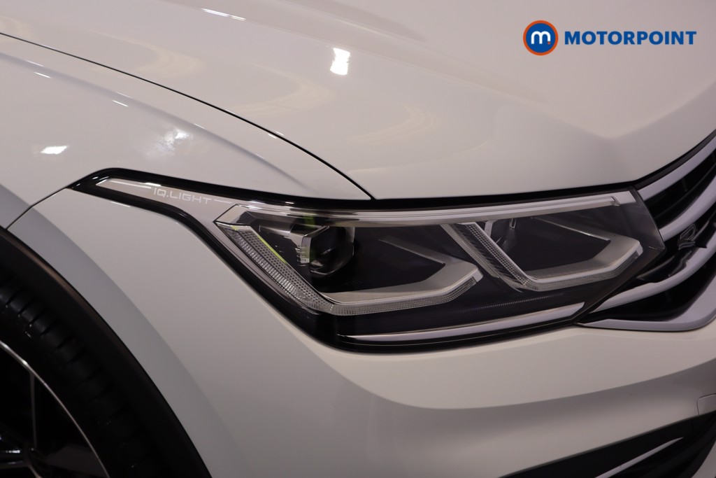 Volkswagen Tiguan R-Line Automatic Petrol SUV - Stock Number (1601811) - 28th supplementary image