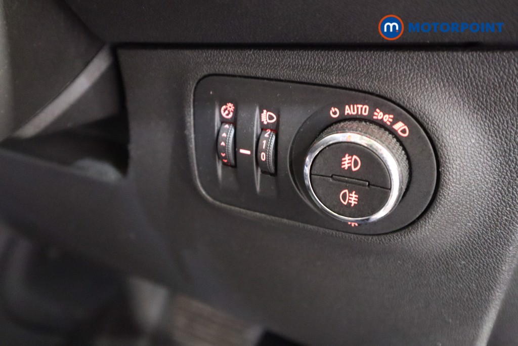 Vauxhall Corsa Sri Nav Automatic Petrol Hatchback - Stock Number (1601827) - 14th supplementary image