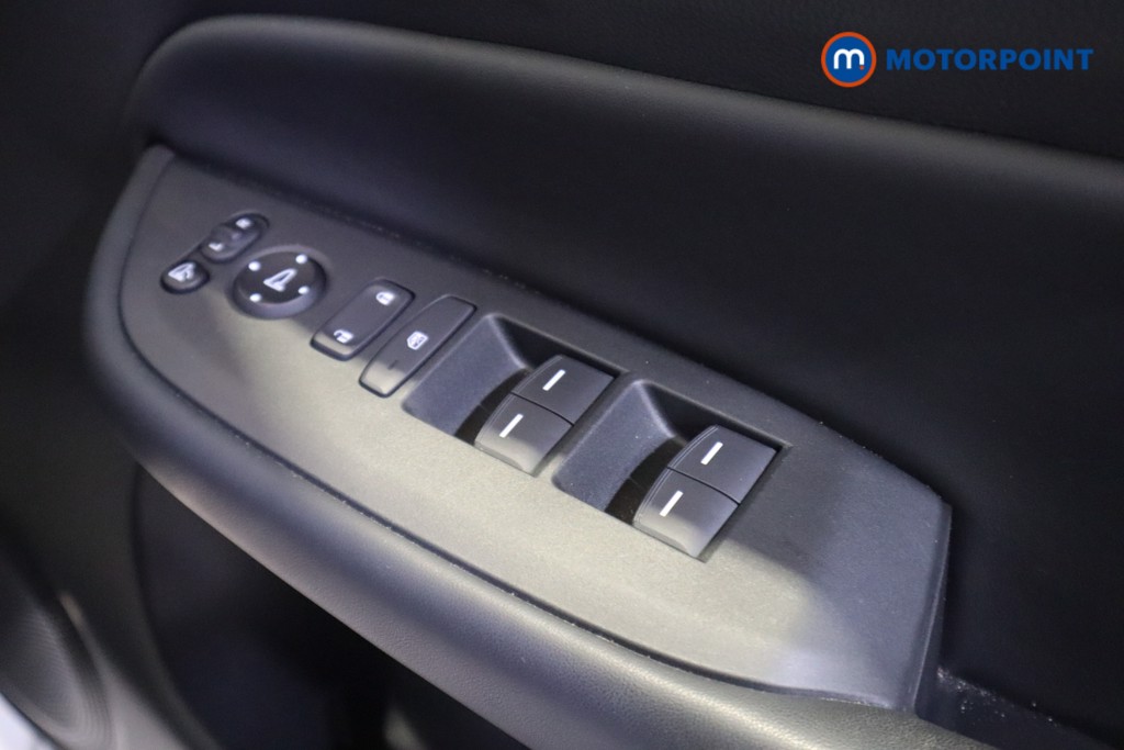 Honda Jazz Crosstar Advance Automatic Petrol-Electric Hybrid Hatchback - Stock Number (1602094) - 13th supplementary image